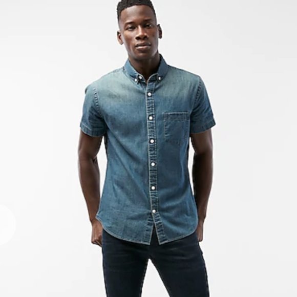 Express Other - NWOT Express Men's Chambray Short Sleeve Shirt